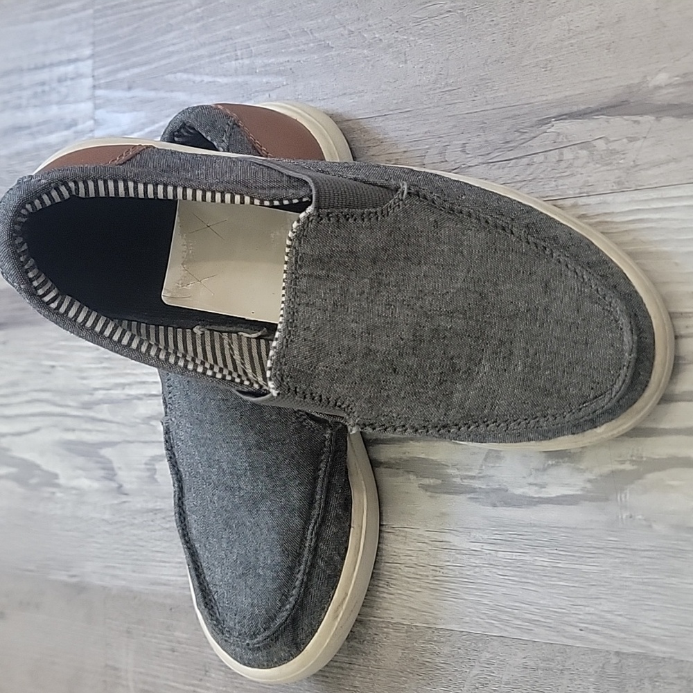 Boys Gray and Brown Slip-On Shoes. Size 1. Used once